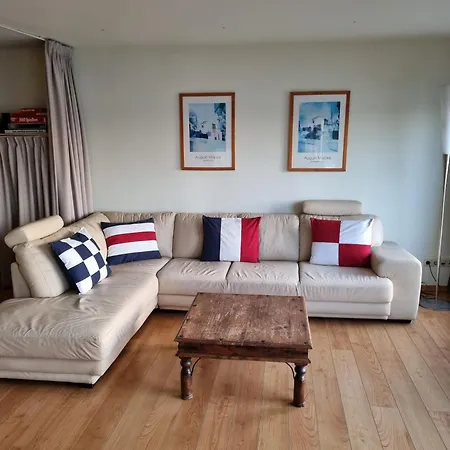 Exclusive Apartment *