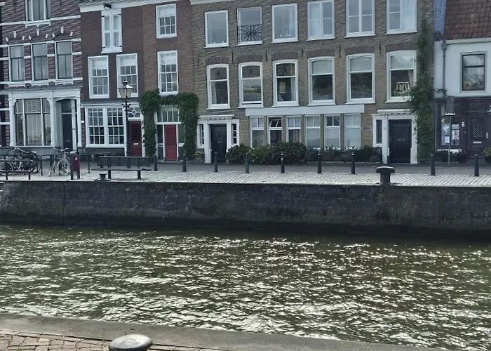 Exclusive * Dordrecht